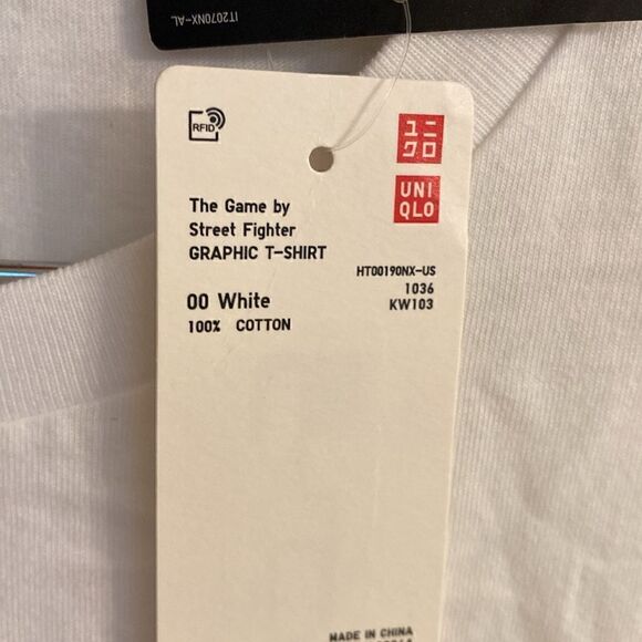 NWT Uniqlo Street Fighter Ryu White T-Shirt Size Small - Picture 4 of 8